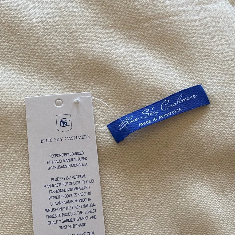 Oversized 100% Mongolian cashmere scarf Blue Sky factory - Picture 5 of 9